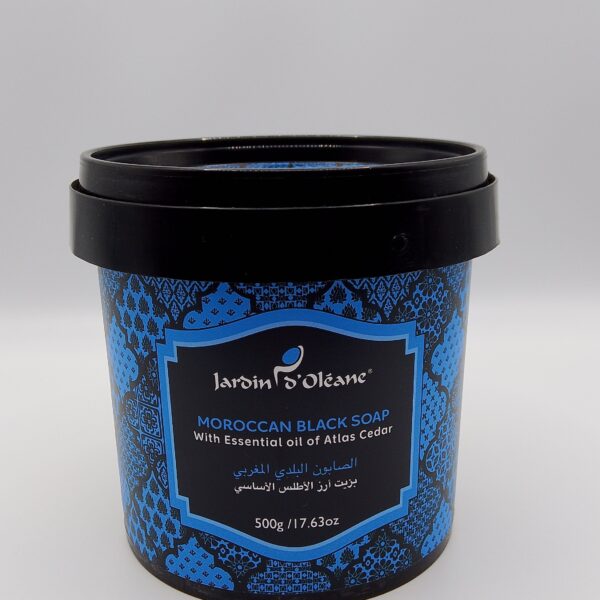 Moroccan black soap (essential oil of altas cedar)