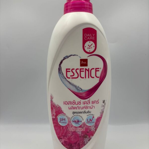 Essence Daily Care Laundry Detergent (900ml)