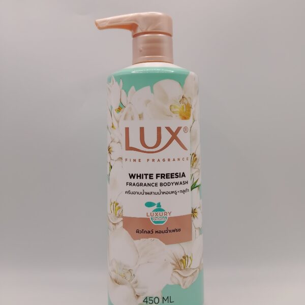 Lux White Freesia Fragrance (BodyWash 450 ml)