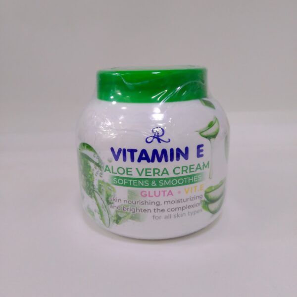 Vitamin E Aloe Vera Cream Softens & Smoothes Gluta(200g)